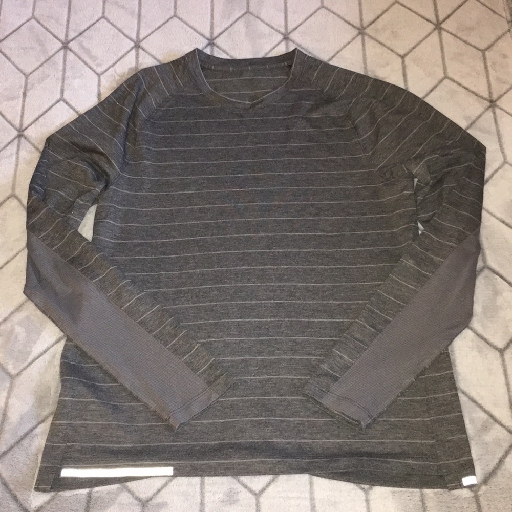 Men’s Lululemon Long Sleeve Shirt - Sz Med?